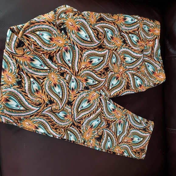 TC Paisley Leggings - Picture 1 of 1
